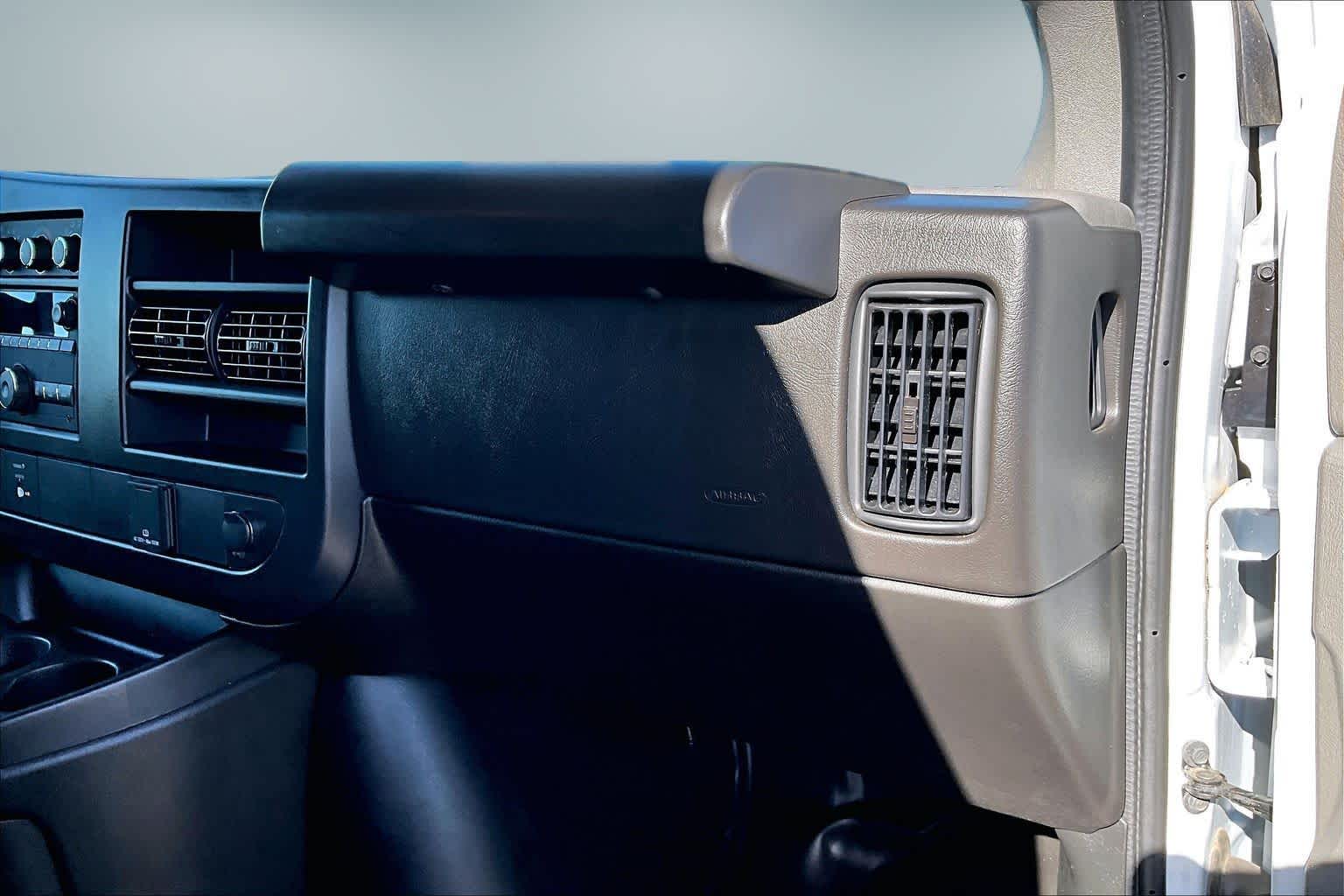 Thumbnail: 2025 Chevrolet Express - 18