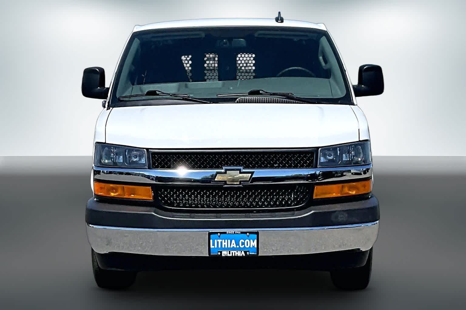 Thumbnail: 2025 Chevrolet Express - 5