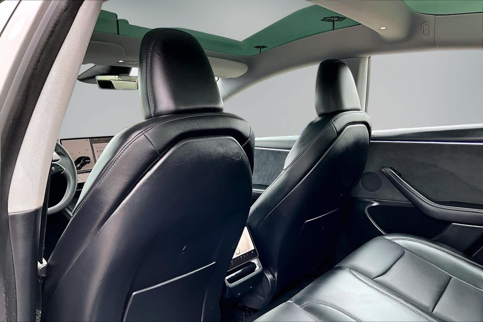 Thumbnail: 2024 Tesla Model 3 - 11