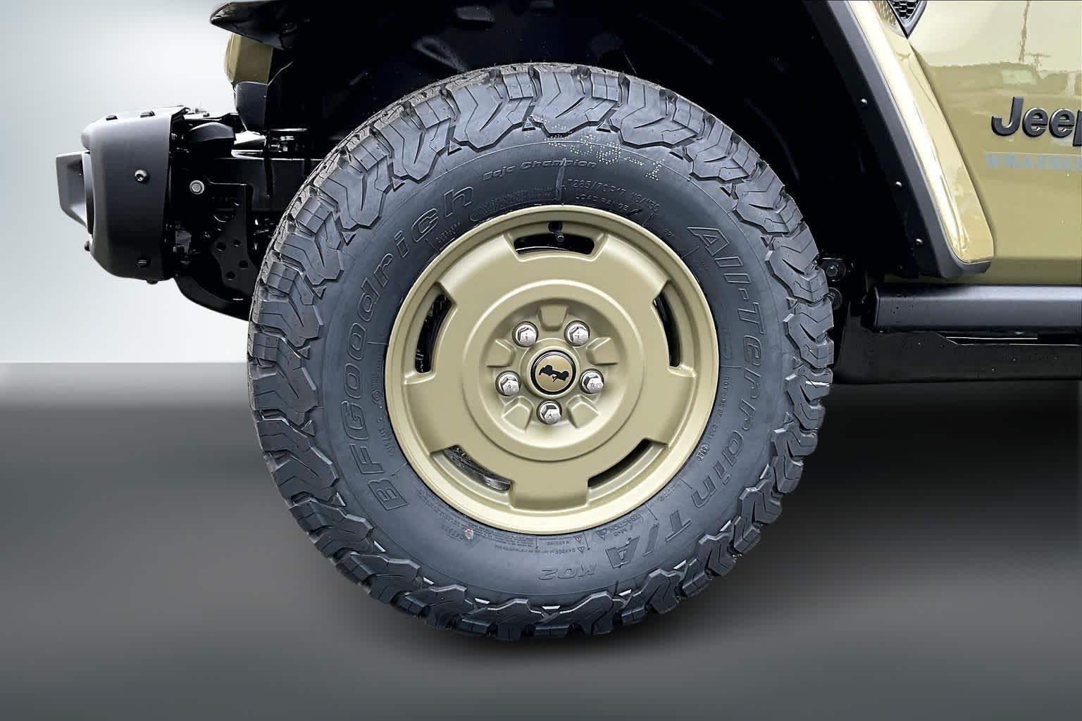 Thumbnail: 2026 Jeep Wrangler - 8