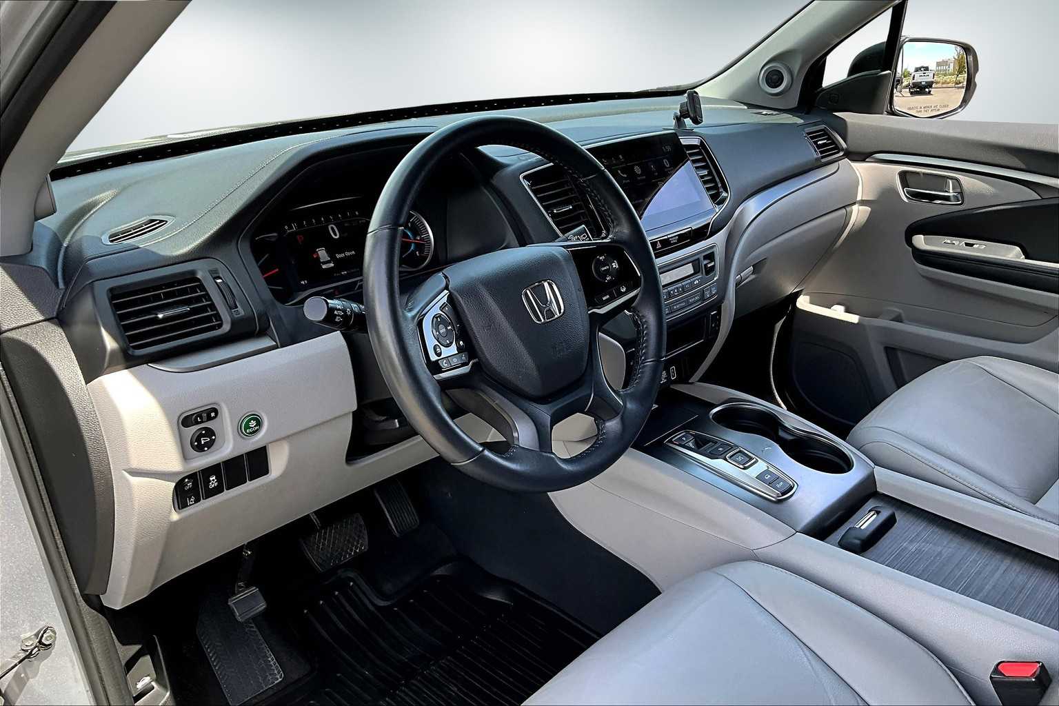 Thumbnail: 2022 Honda Pilot - 2