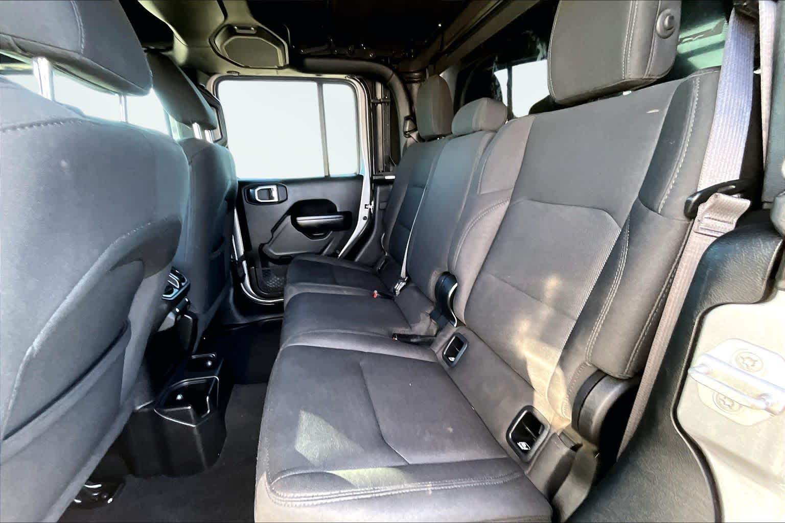 Thumbnail: 2020 Jeep Gladiator - 29