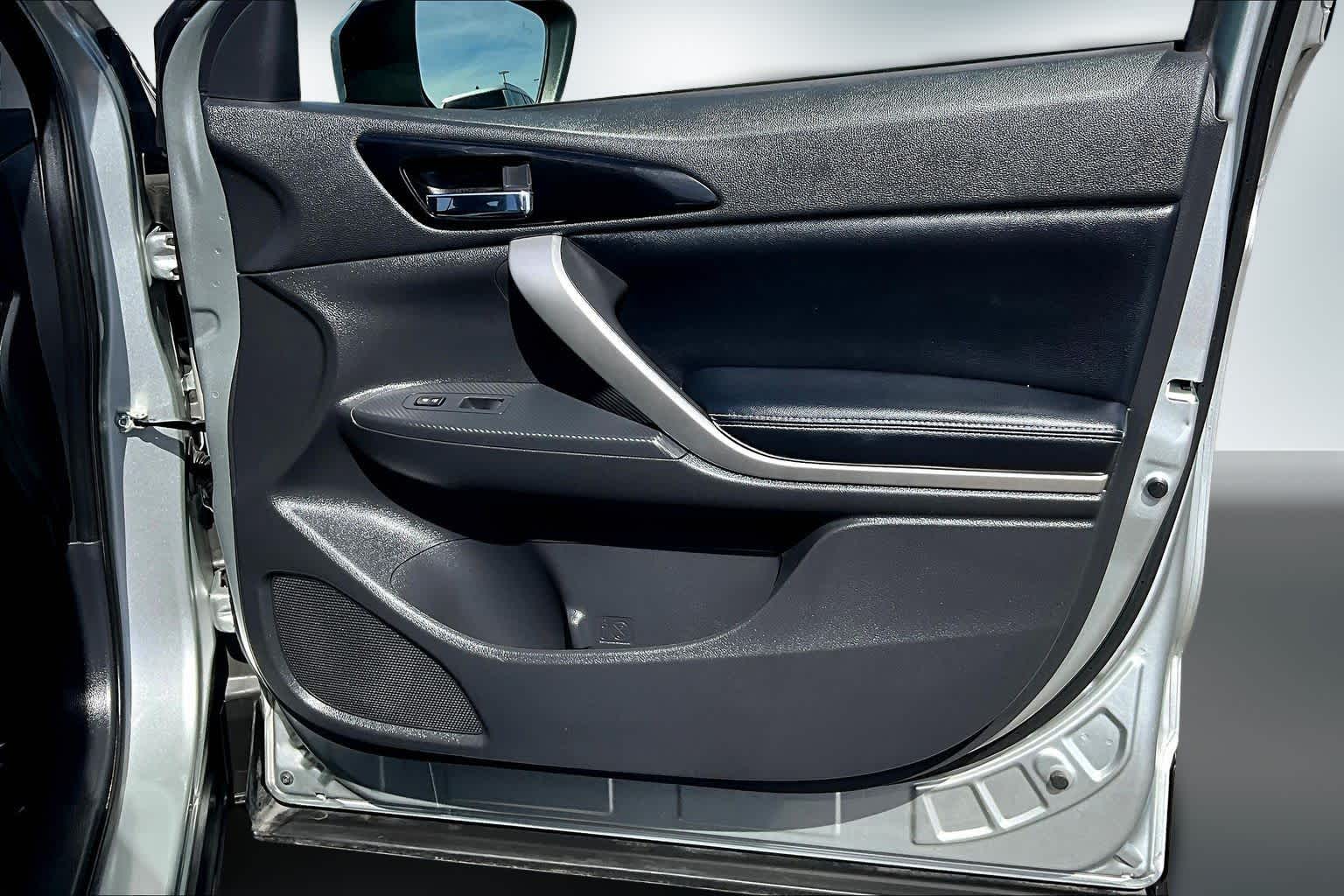 Thumbnail: 2024 Mitsubishi Eclipse Cross - 28