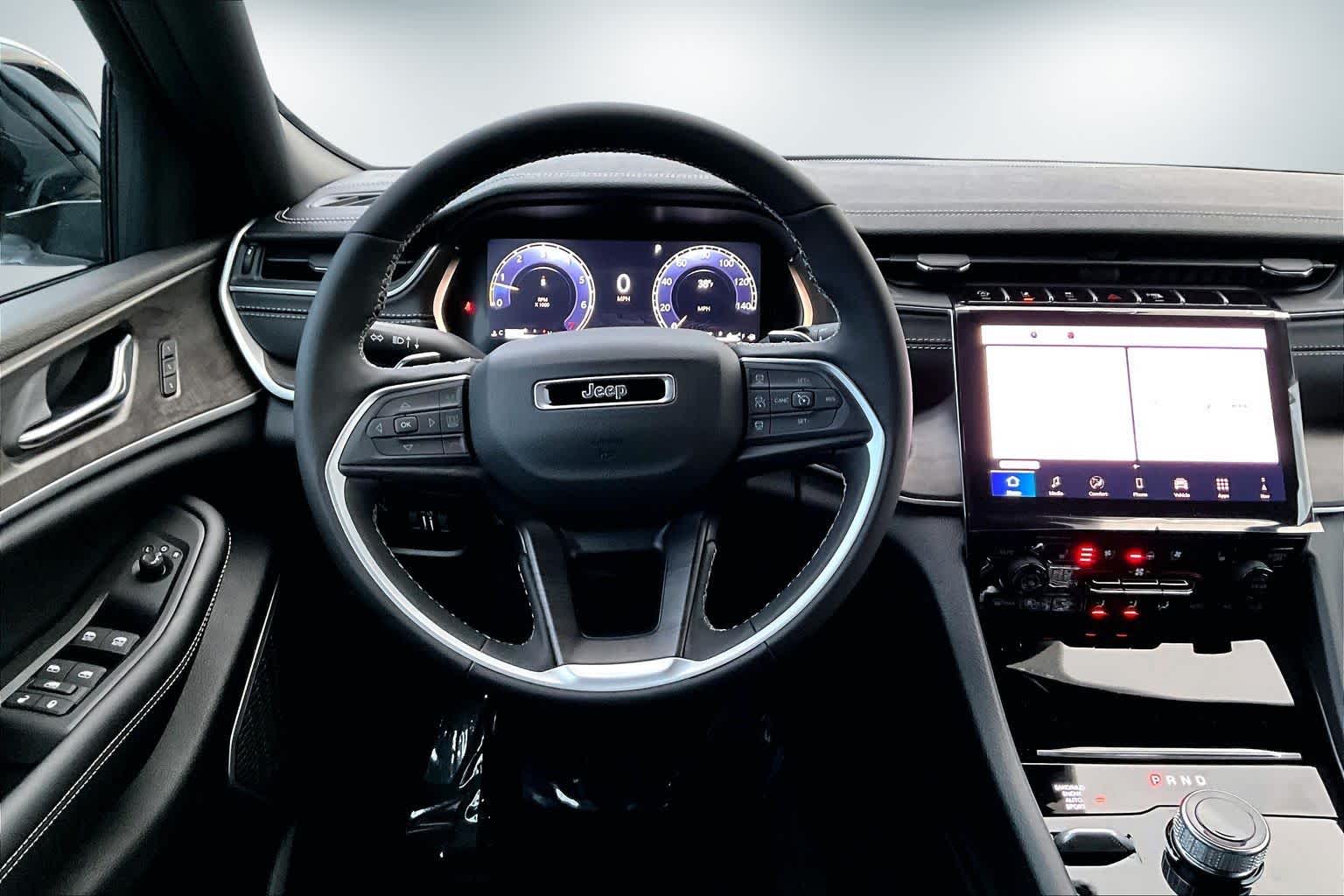 Thumbnail: 2025 Jeep Grand Cherokee - 15