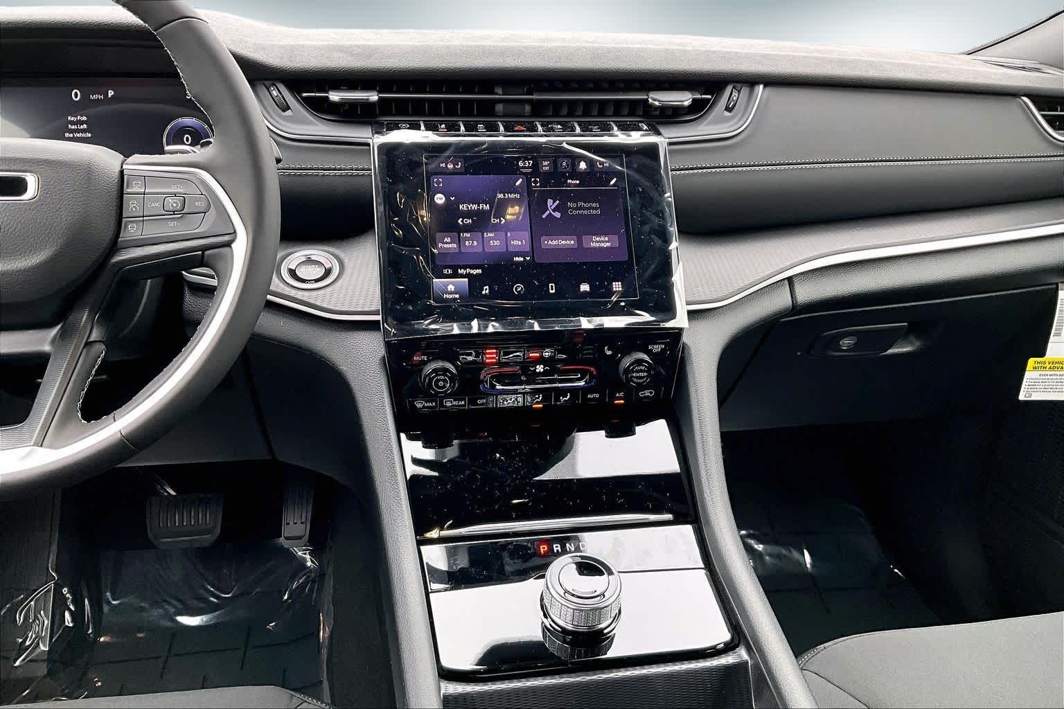 Thumbnail: 2025 Jeep Grand Cherokee - 16