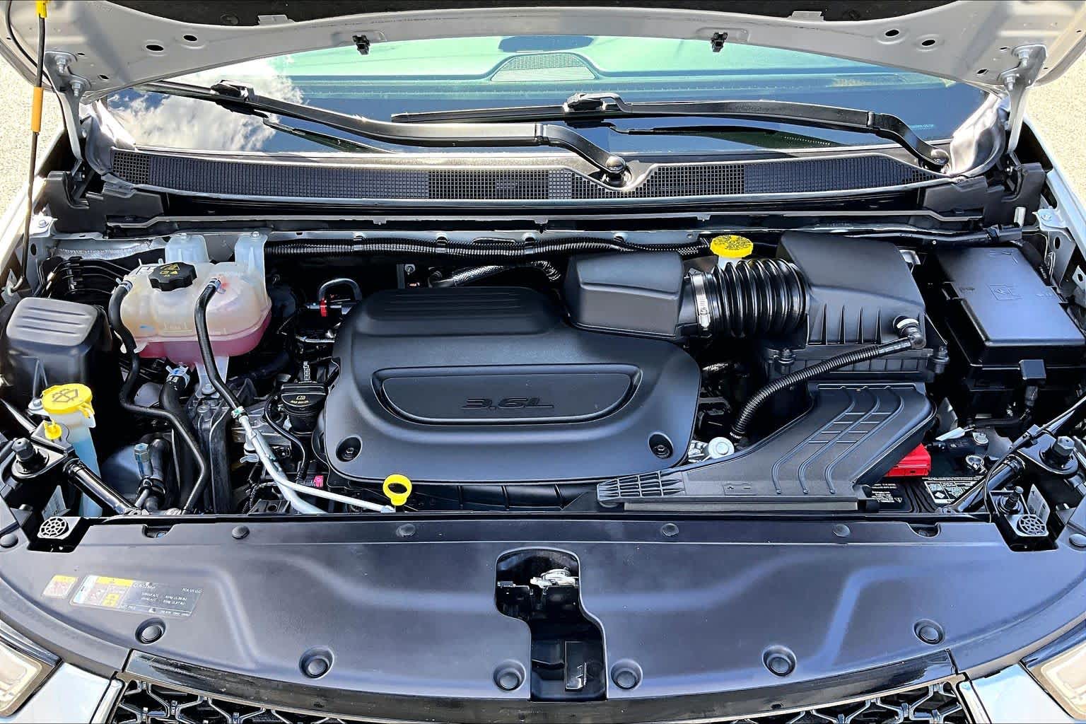 Thumbnail: 2024 Chrysler Pacifica - 9