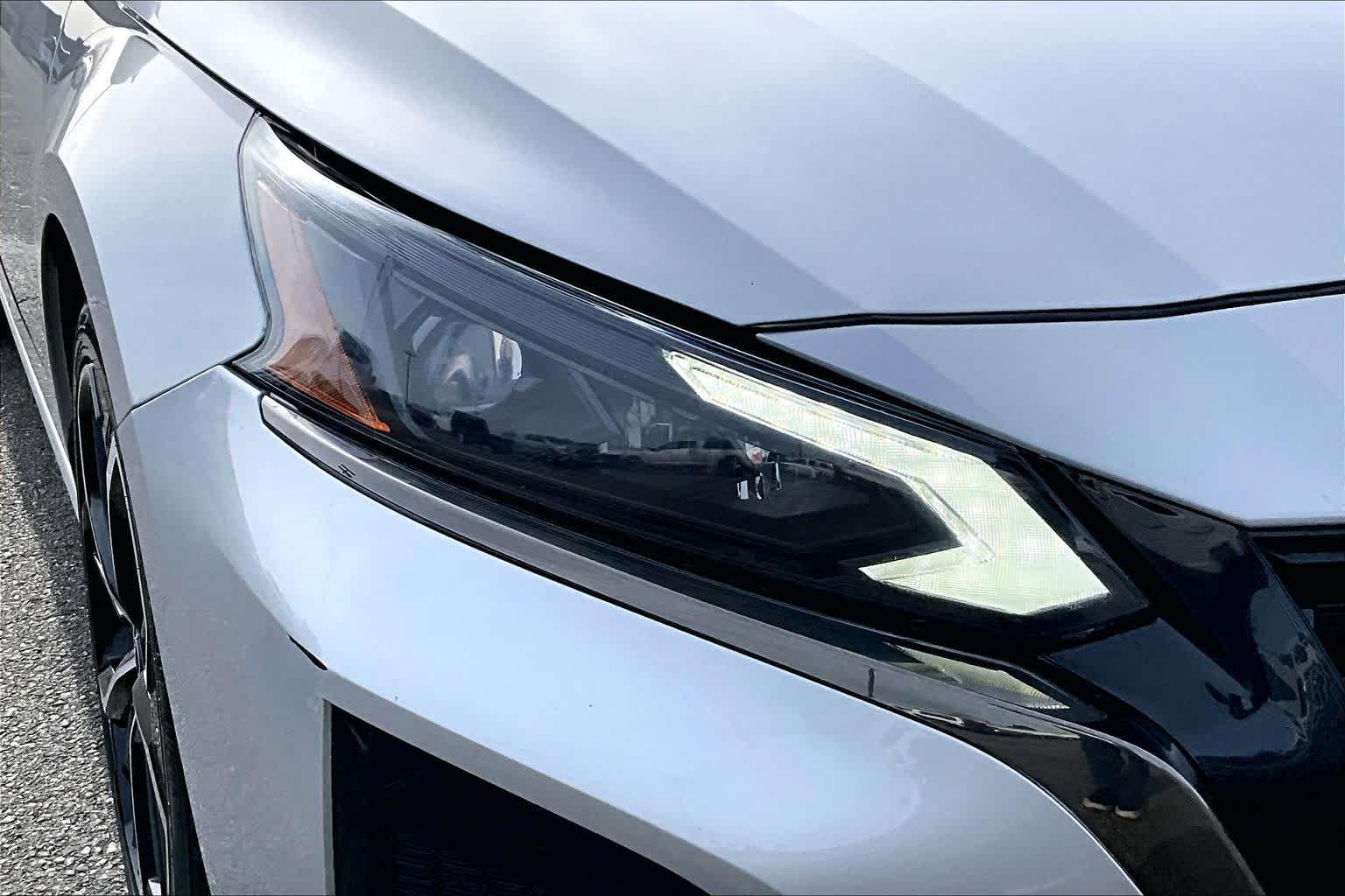 Thumbnail: 2023 Nissan Altima - 32