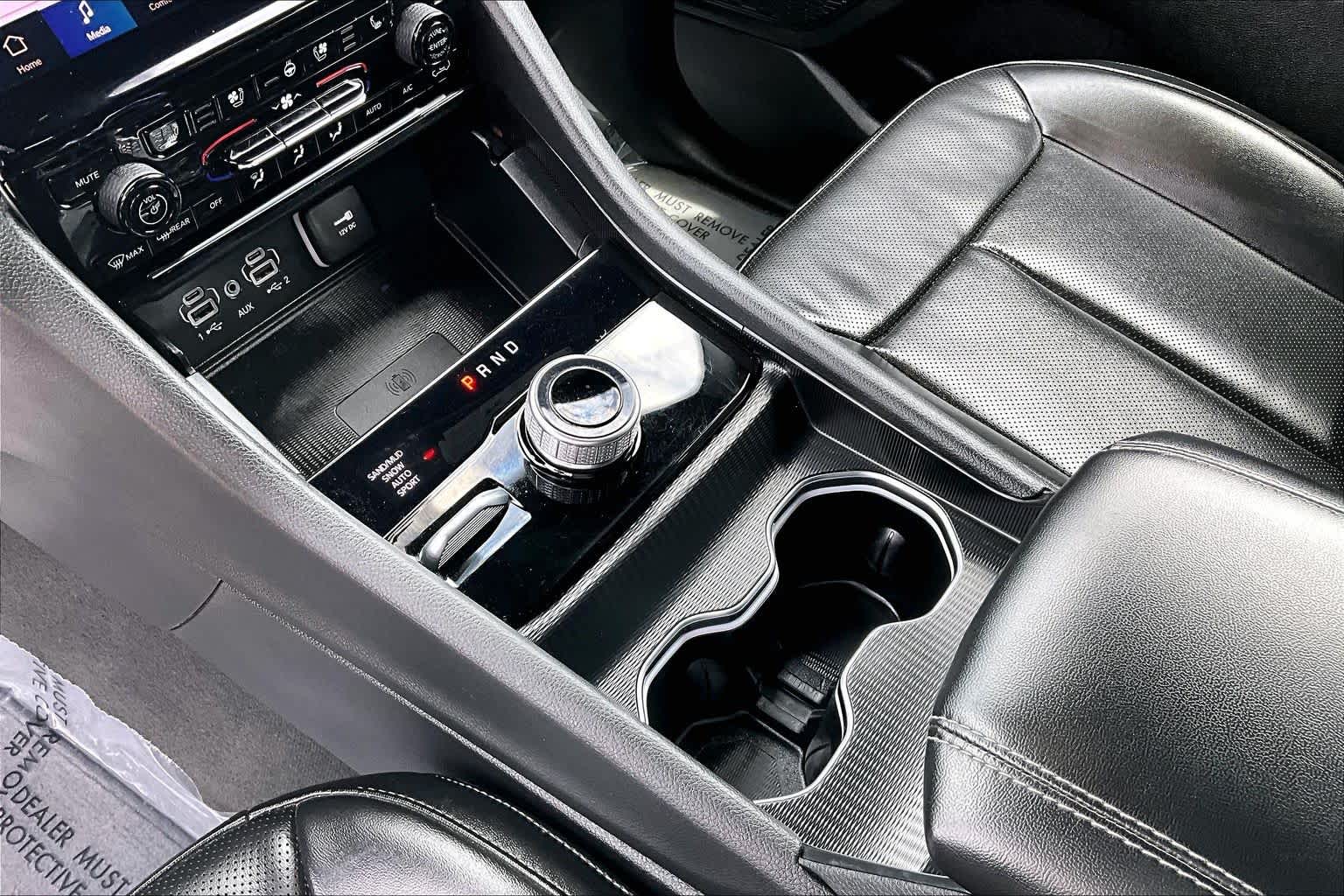 Thumbnail: 2024 Jeep Grand Cherokee L - 16