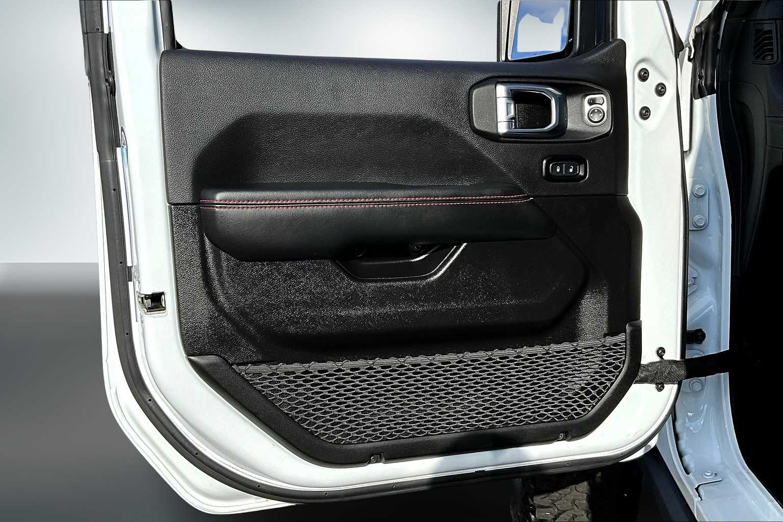 Thumbnail: 2024 Jeep Wrangler - 26