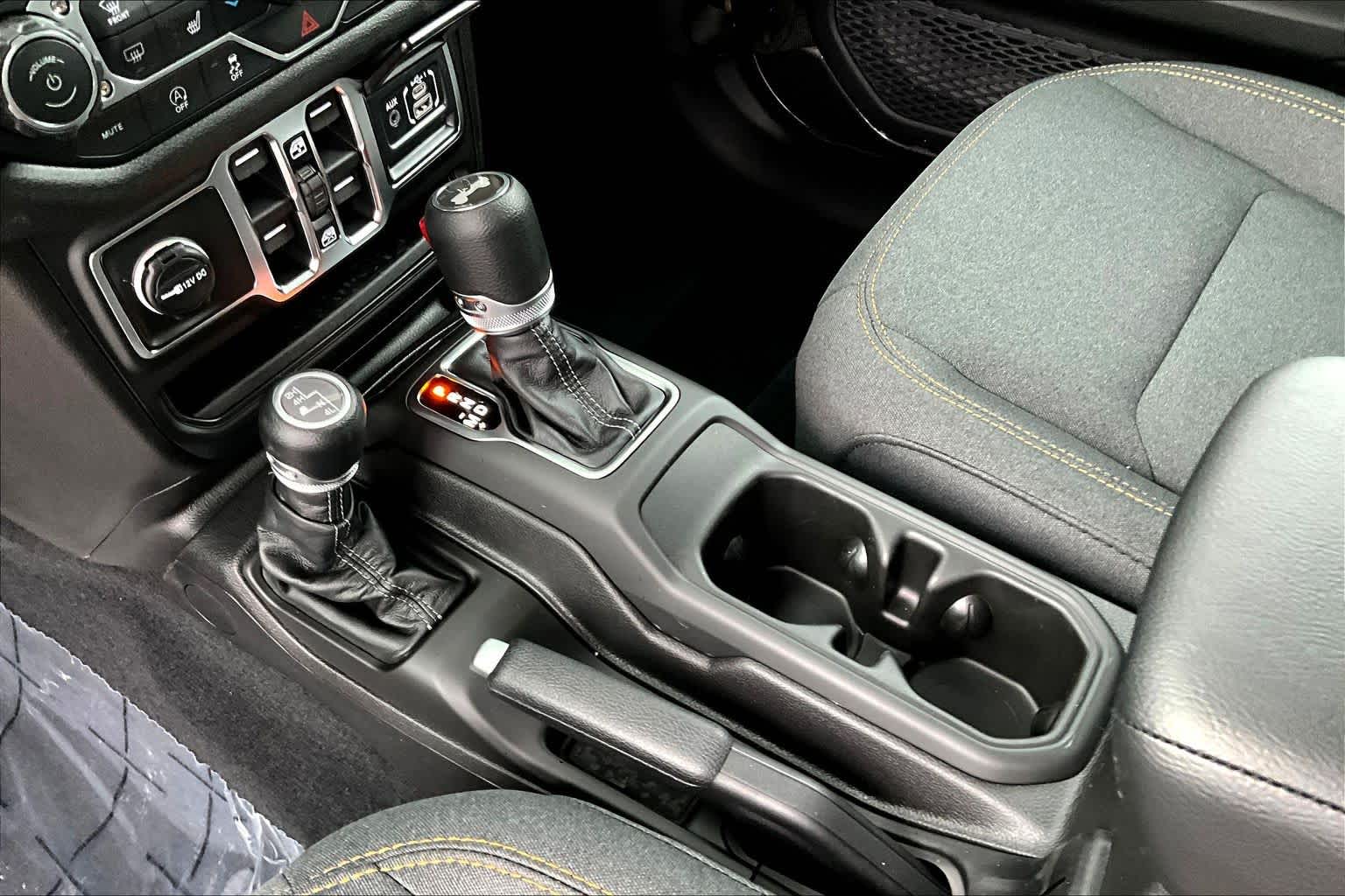 Thumbnail: 2026 Jeep Wrangler - 16