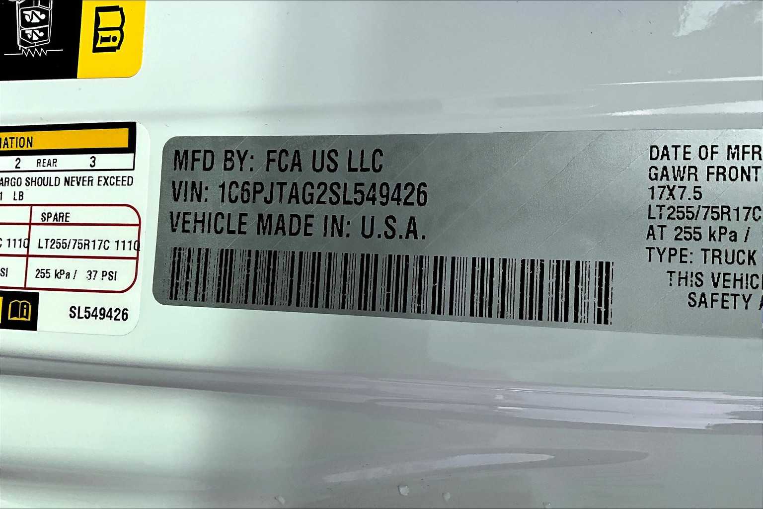 Thumbnail: 2025 Jeep Gladiator - 21