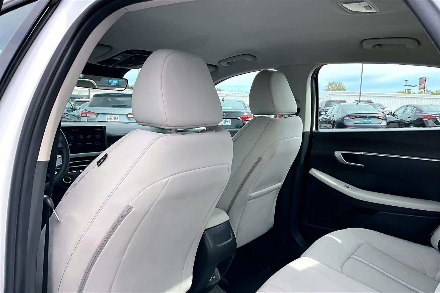 Thumbnail: 2024 Hyundai Sonata - 11