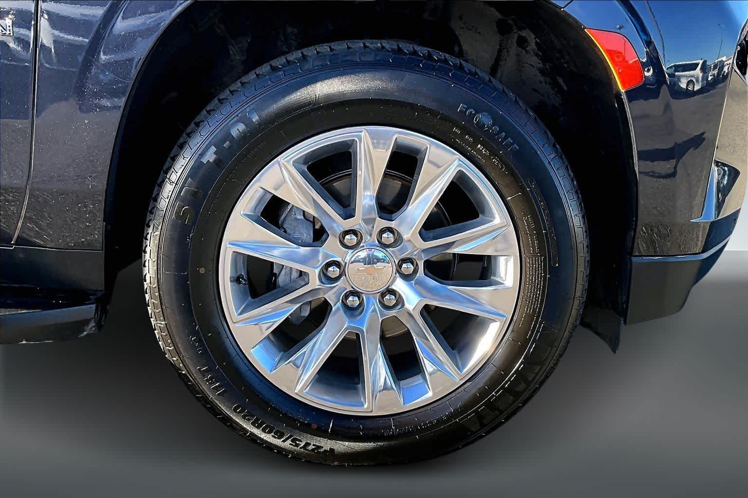 Thumbnail: 2023 Chevrolet Suburban - 36