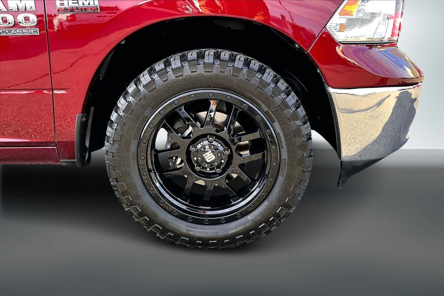 Thumbnail: 2022 RAM 1500 Classic - 35