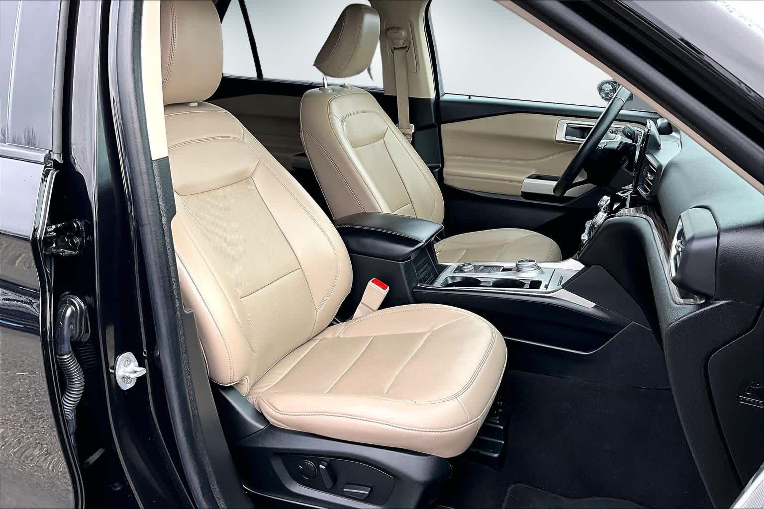 Thumbnail: 2023 Ford Explorer - 13