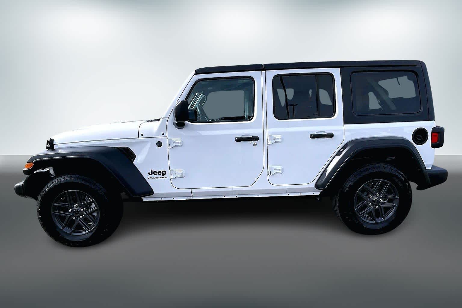 Thumbnail: 2024 Jeep Wrangler - 3