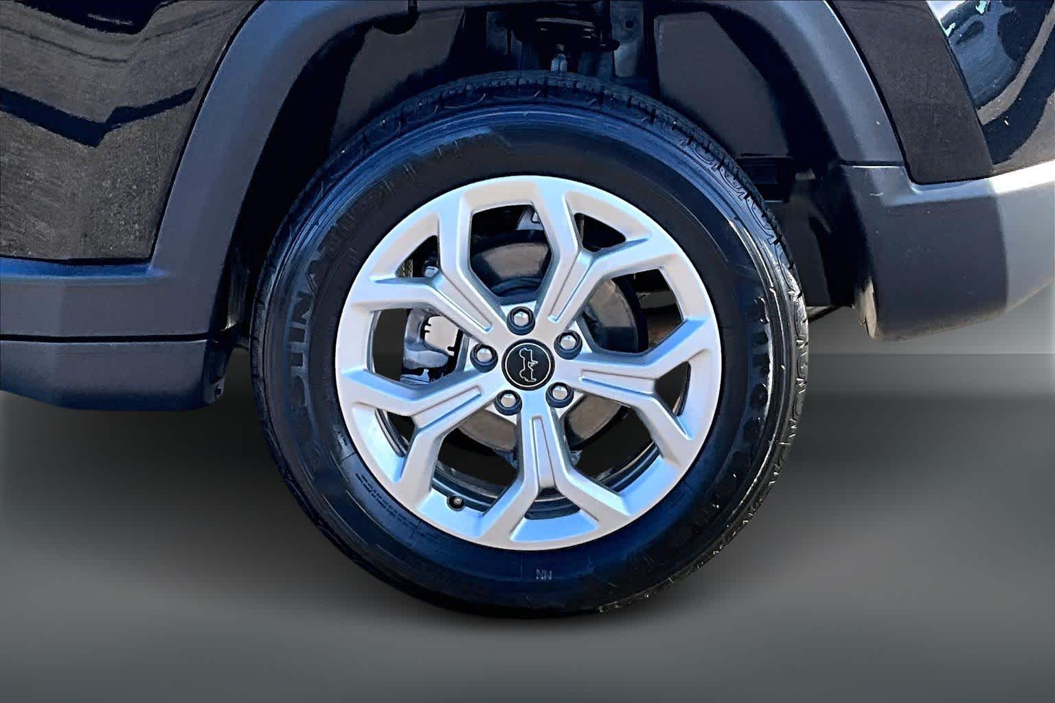 Thumbnail: 2025 Jeep Compass - 30