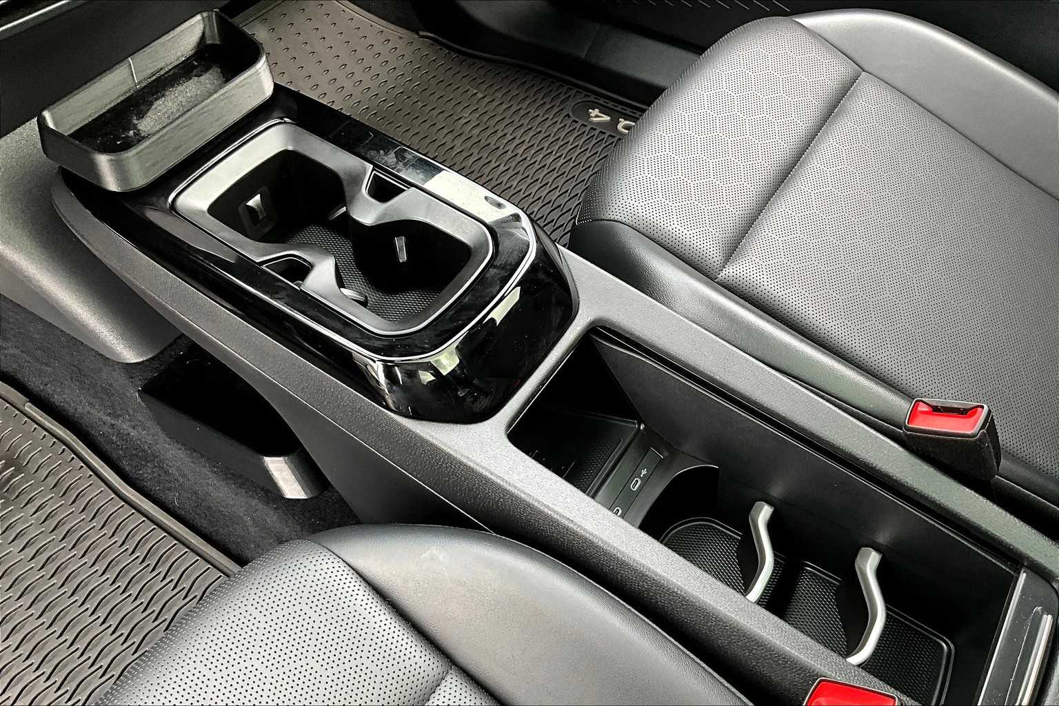 Thumbnail: 2021 Volkswagen ID.4 - 16