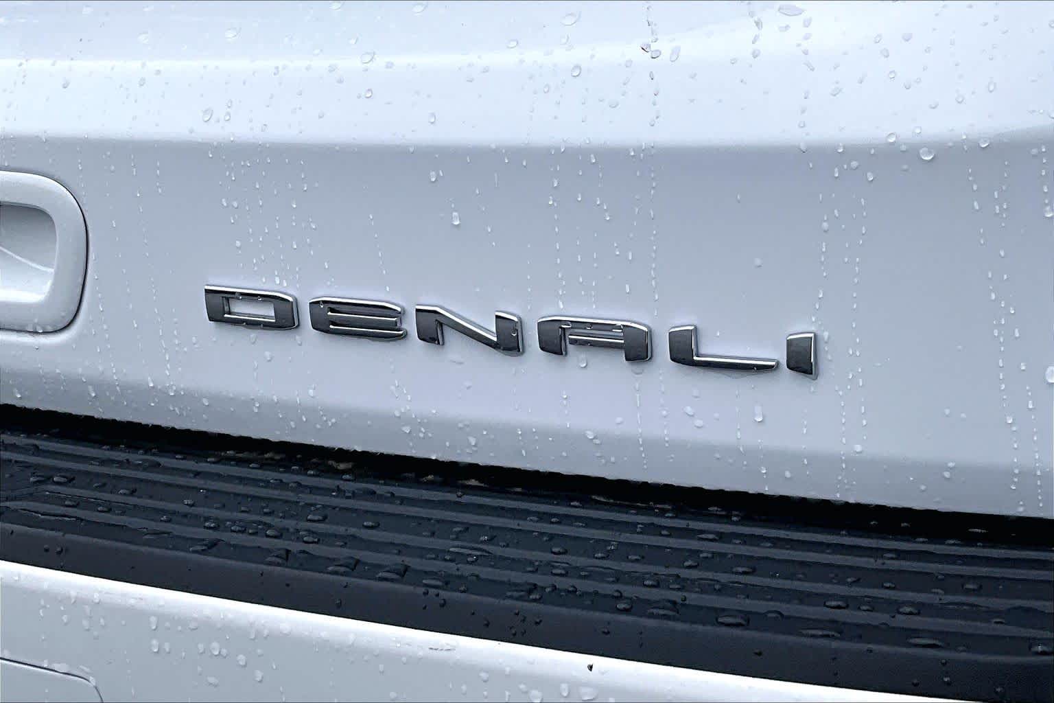 Thumbnail: 2022 GMC Yukon - 7