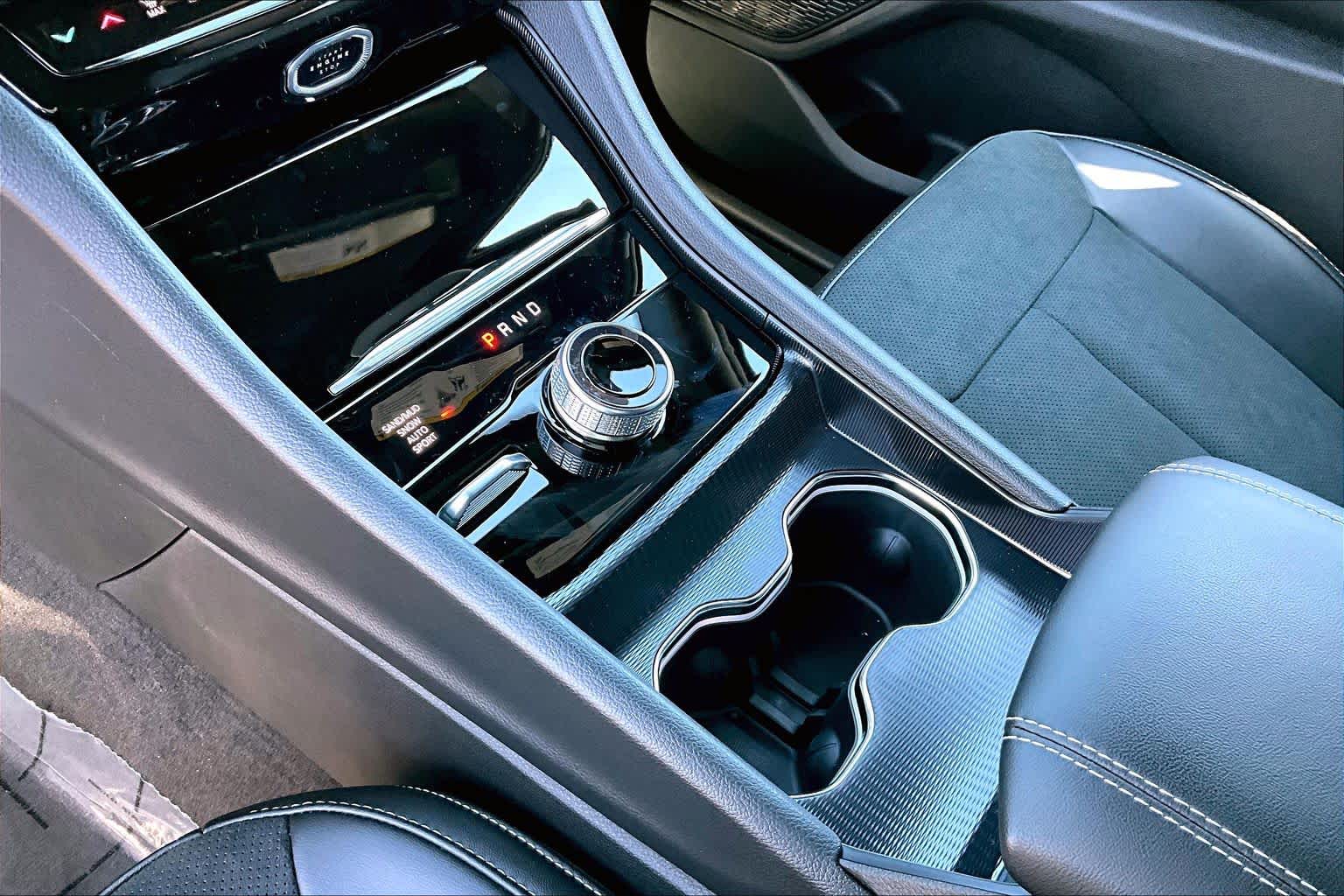 Thumbnail: 2026 Jeep Grand Cherokee - 17