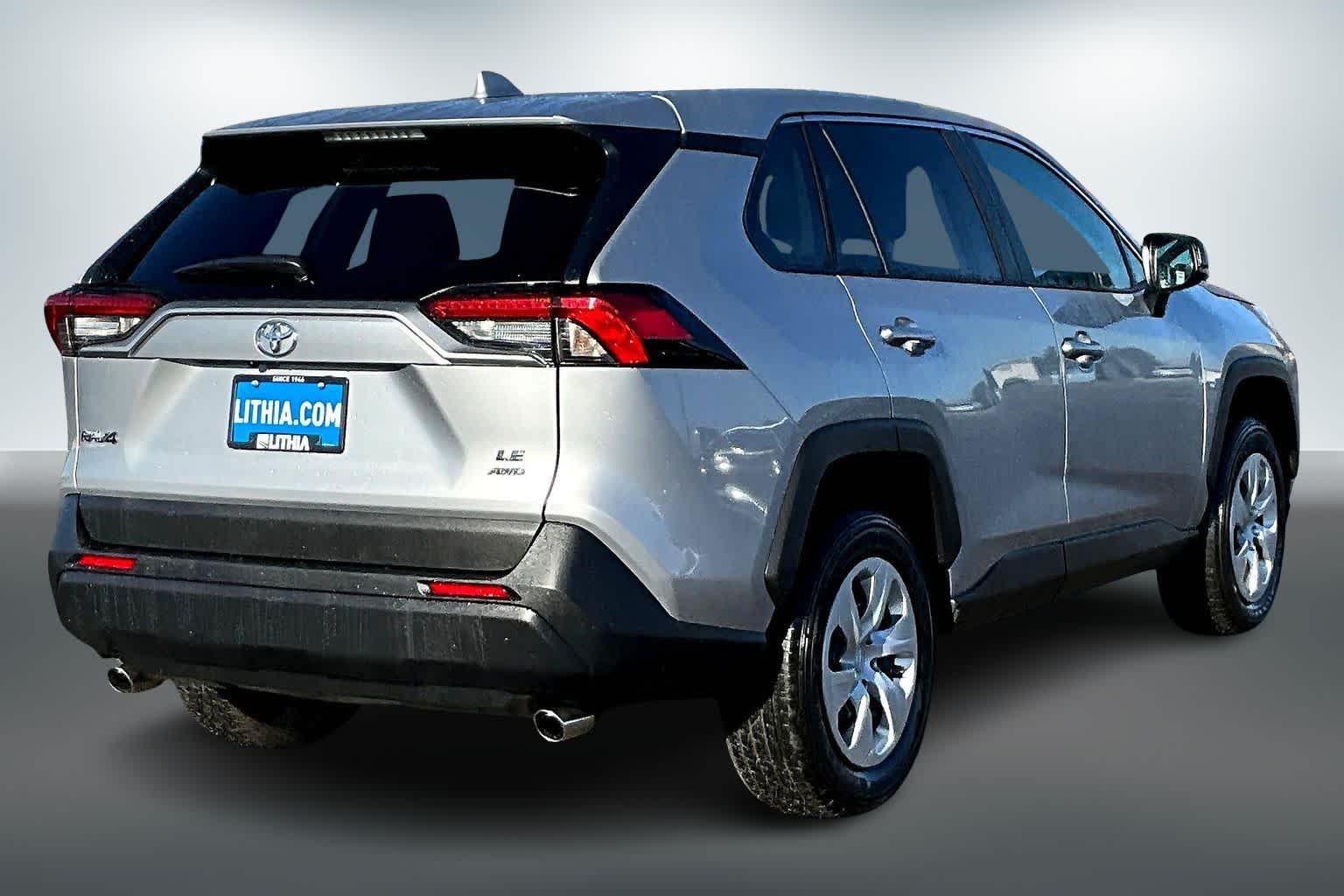 Thumbnail: 2024 Toyota RAV4 - 22