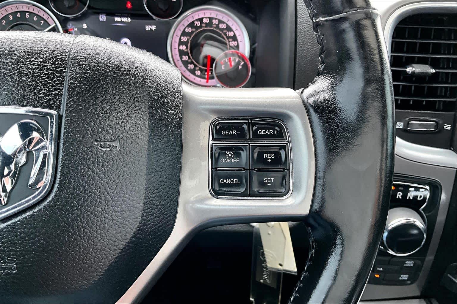 Thumbnail: 2021 RAM 1500 Classic - 25