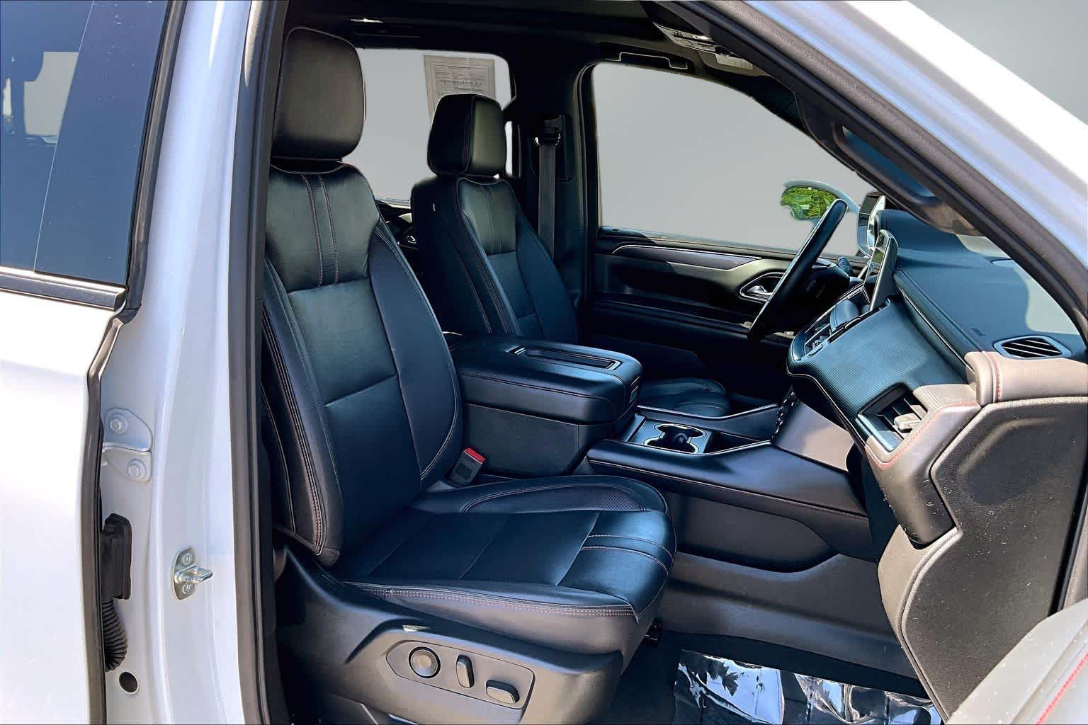 Thumbnail: 2023 Chevrolet Tahoe - 13