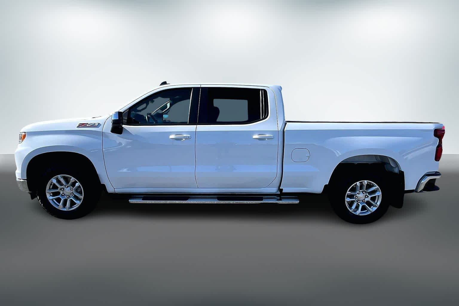 Thumbnail: 2024 Chevrolet Silverado 1500 - 3