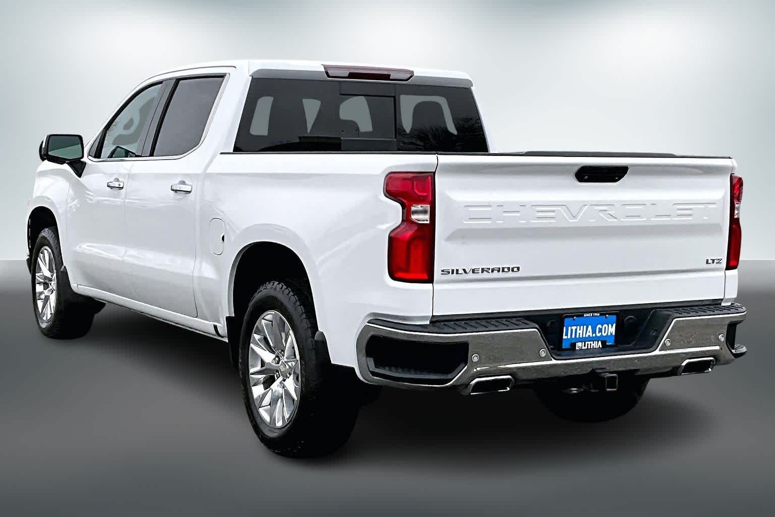 Thumbnail: 2019 Chevrolet Silverado 1500 - 4