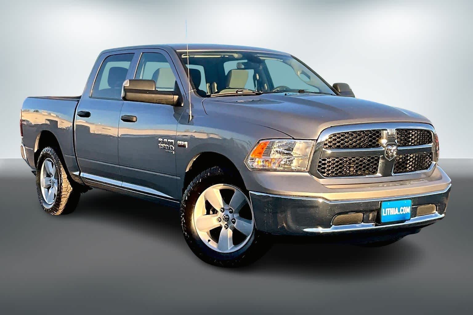 Thumbnail: 2023 RAM 1500 Classic - 21