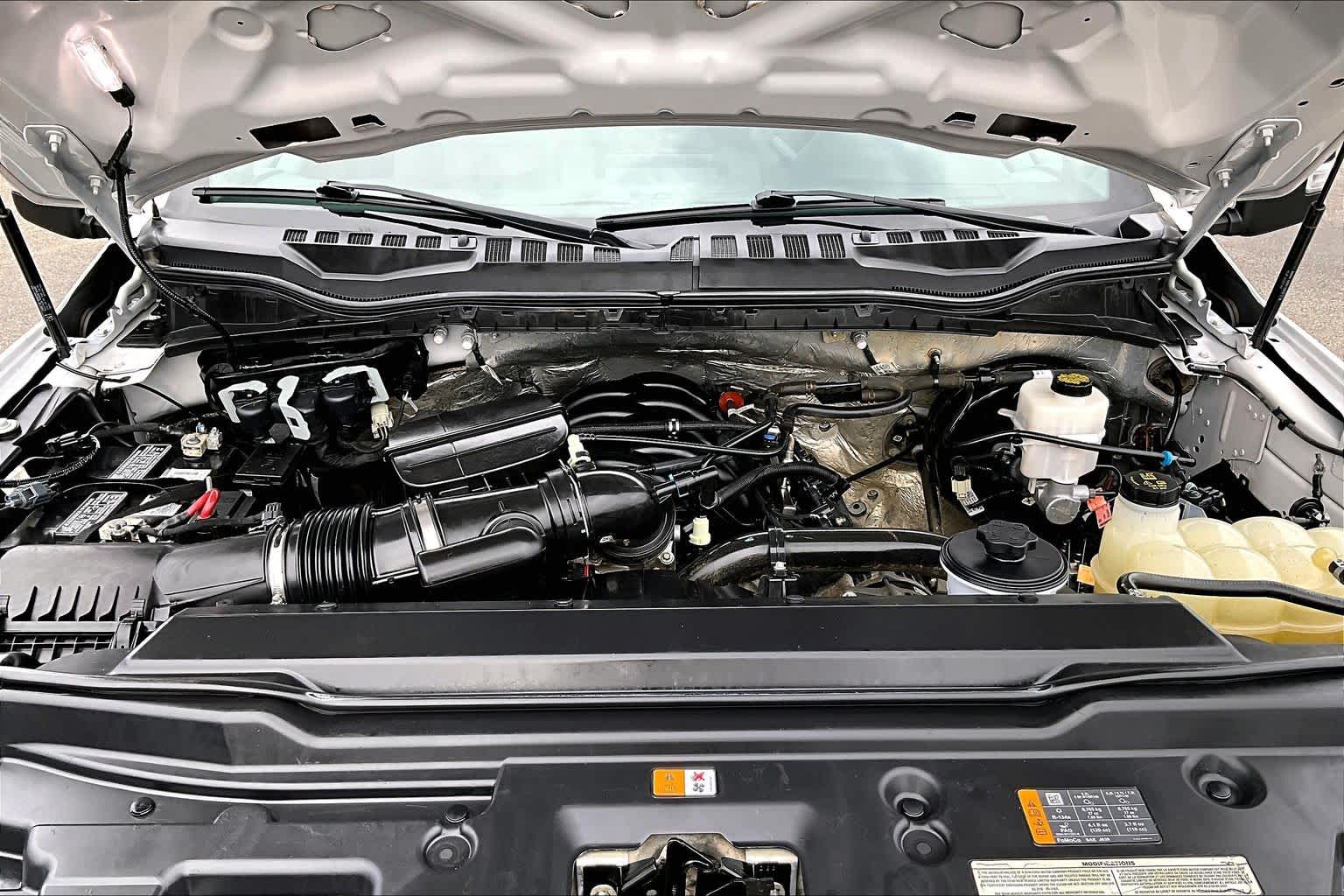 Thumbnail: 2021 Ford Econoline - 8