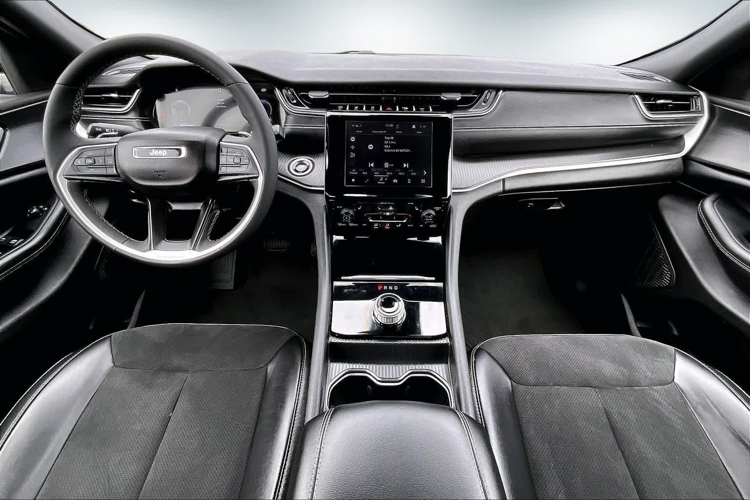 Thumbnail: 2024 Jeep Grand Cherokee - 10