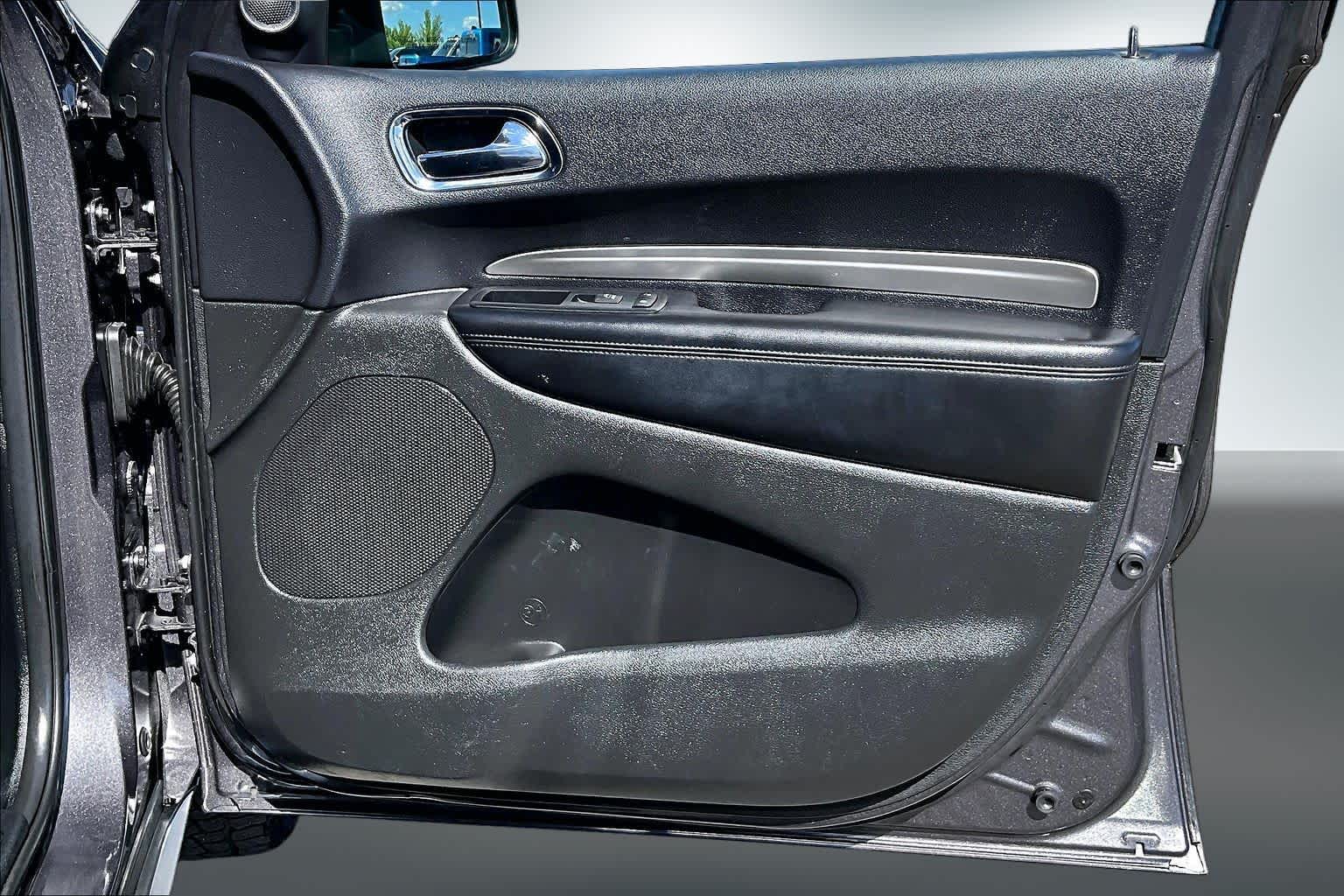 Thumbnail: 2017 Dodge Durango - 28