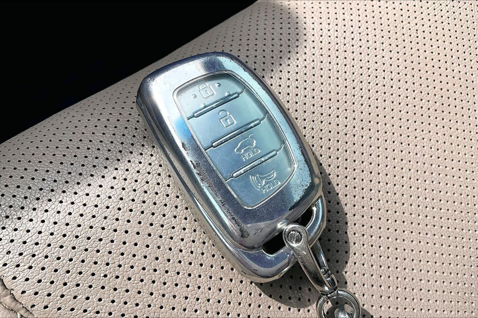 Thumbnail: 2020 Hyundai Tucson - 19
