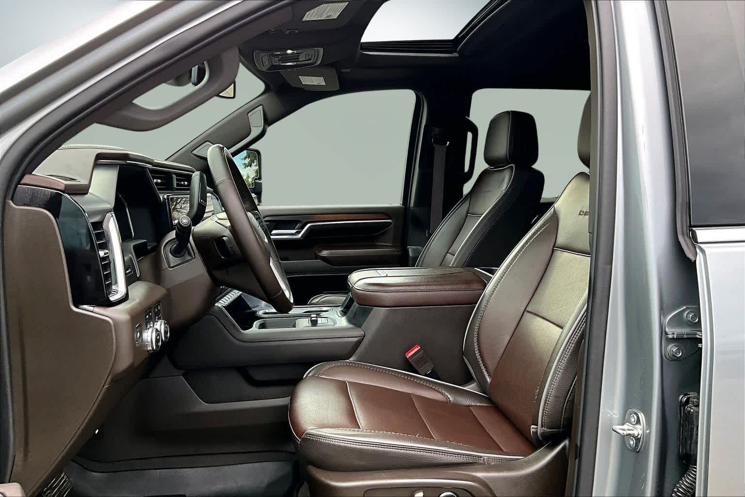 Thumbnail: 2024 GMC Sierra 3500 - 11