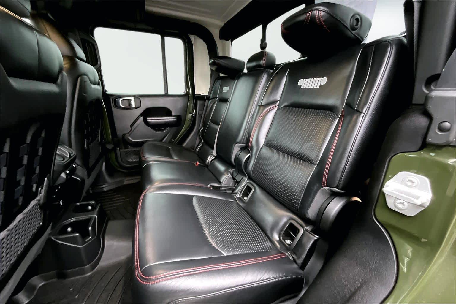 Thumbnail: 2021 Jeep Gladiator - 29