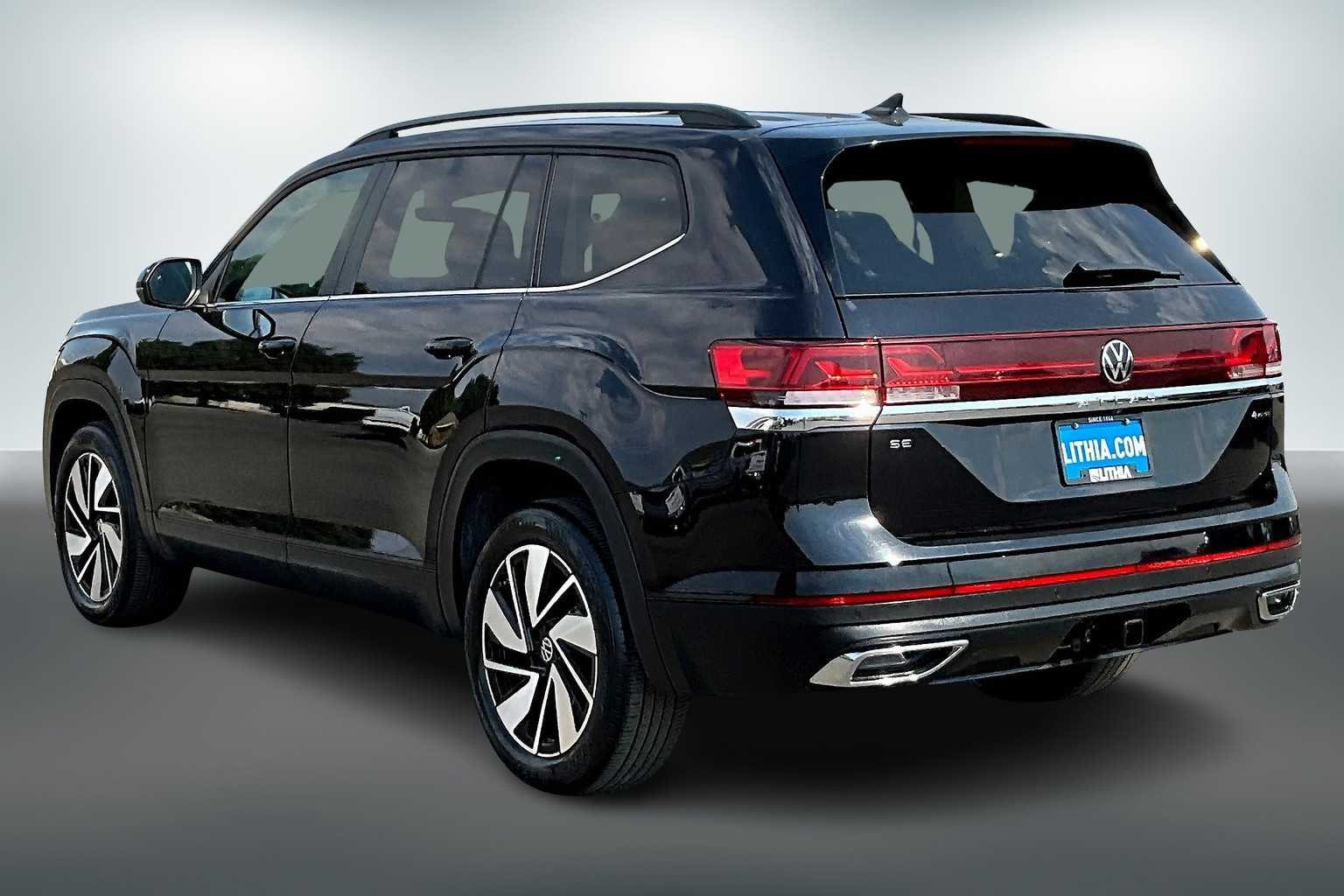 2024 Volkswagen Atlas SE Technology photo 4
