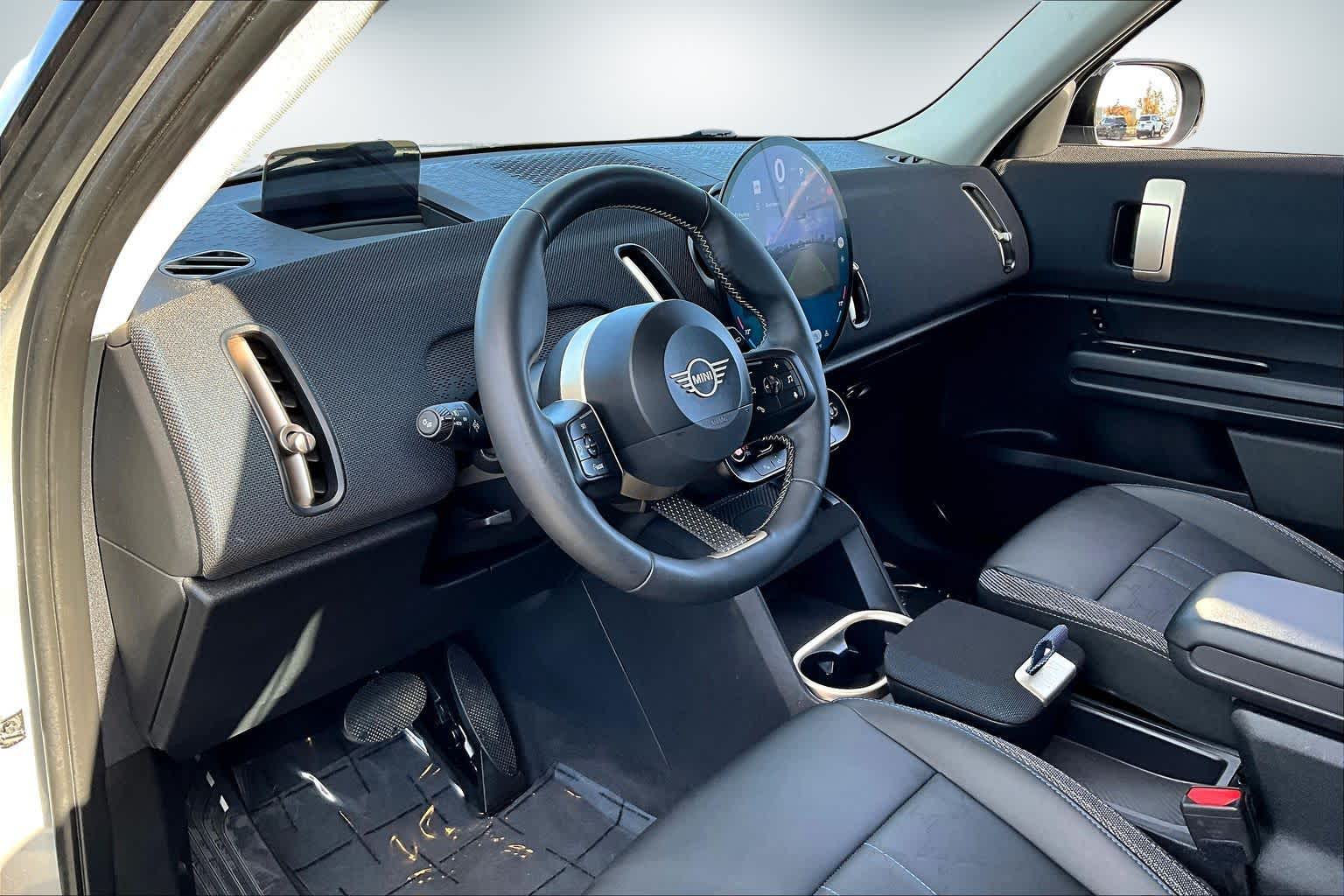 Thumbnail: 2025 MINI Cooper Countryman - 2