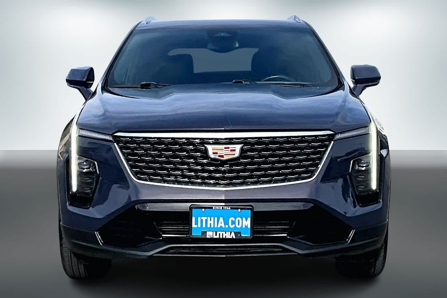 Thumbnail: 2024 Cadillac XT4 - 6