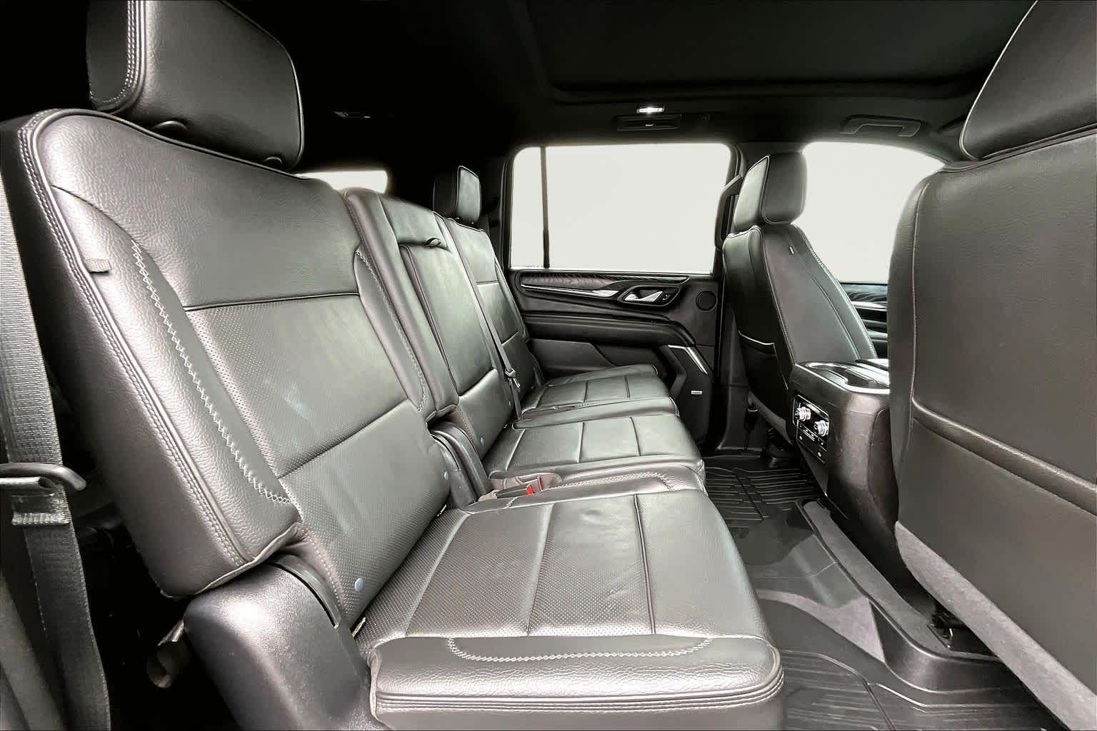 Thumbnail: 2022 GMC Yukon - 30