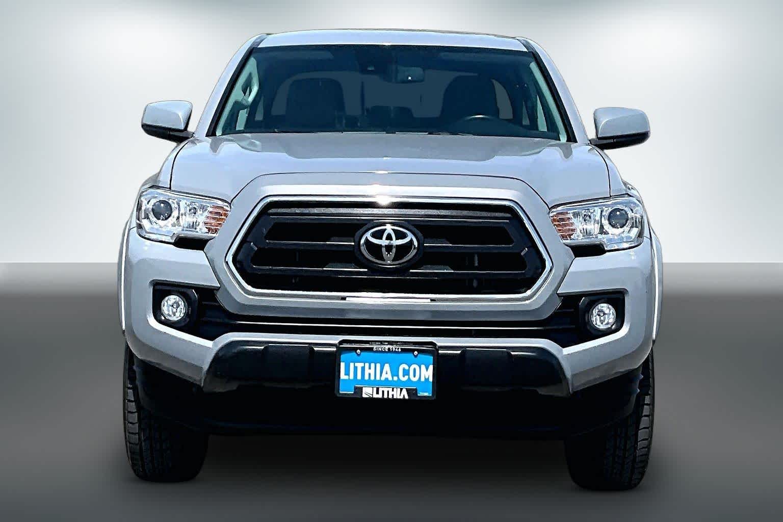 Thumbnail: 2020 Toyota Tacoma - 6