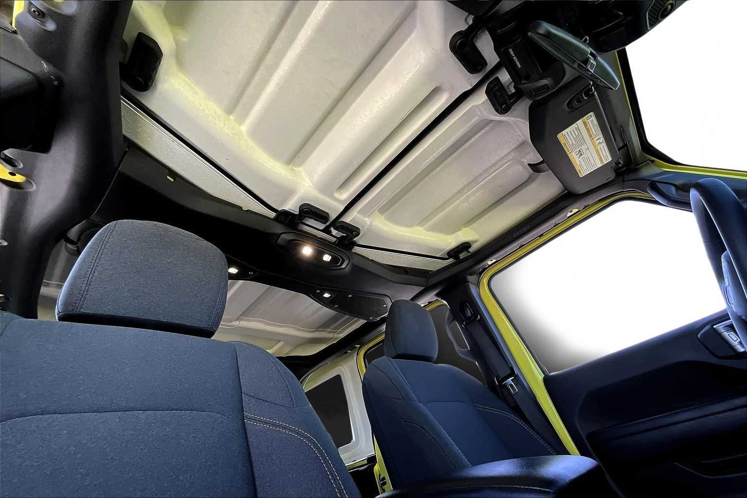 Thumbnail: 2024 Jeep Wrangler - 31