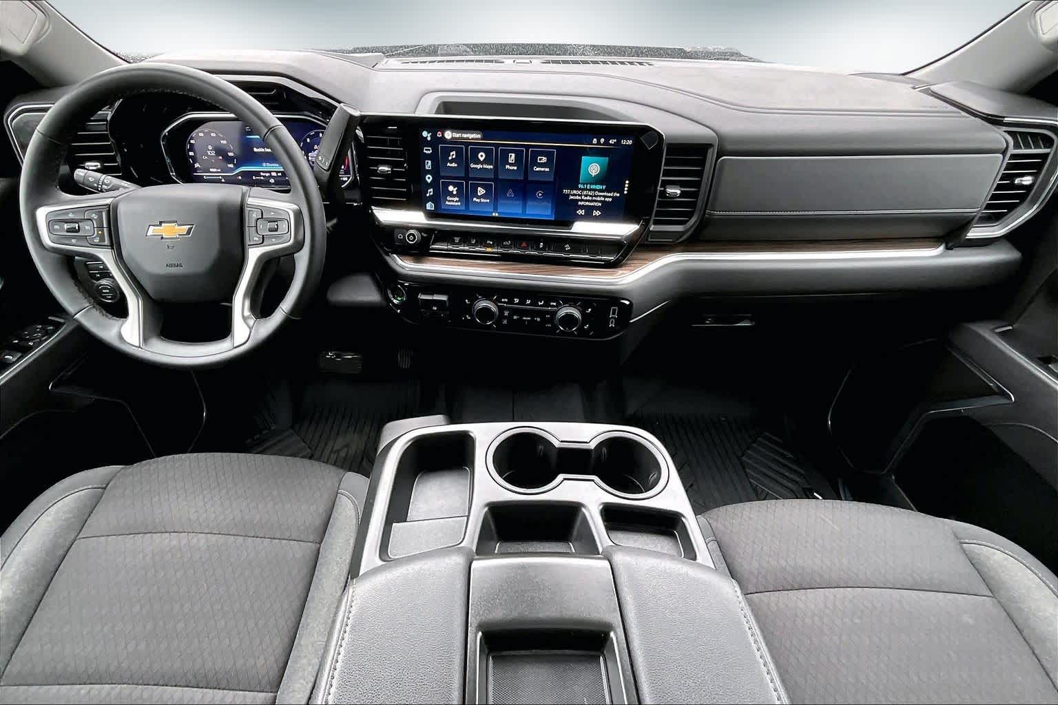 Thumbnail: 2025 Chevrolet Silverado 3500 - 9