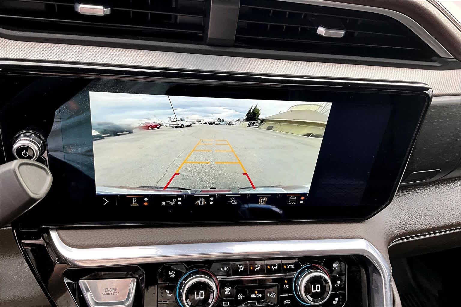 Thumbnail: 2024 GMC Sierra 3500 - 25