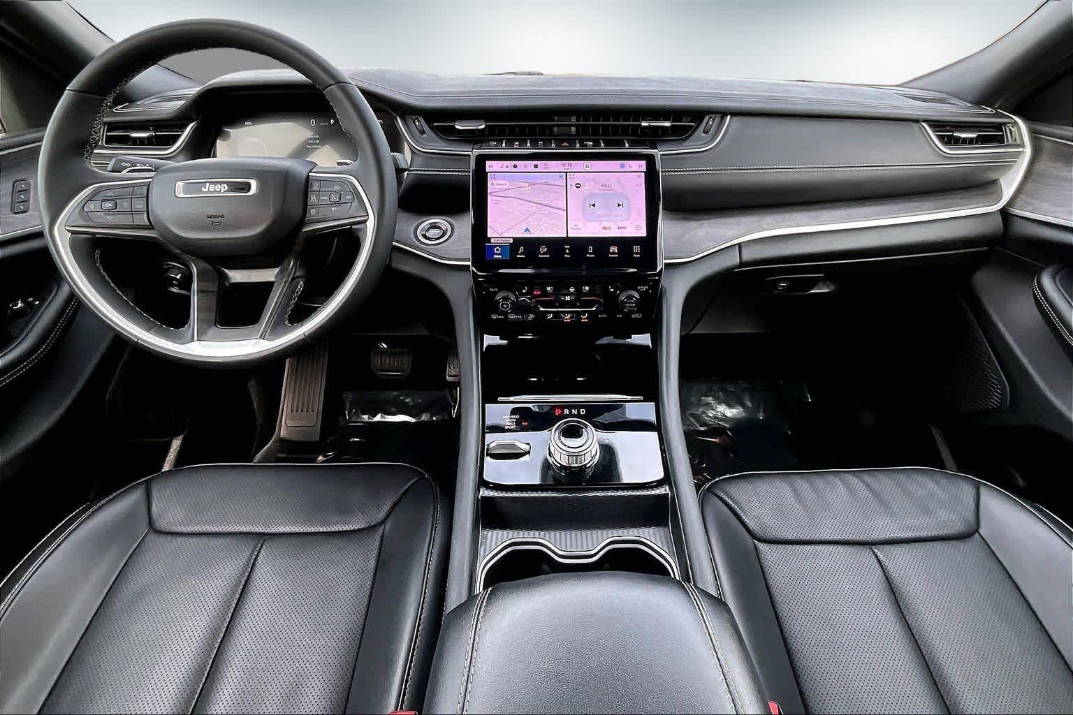 Thumbnail: 2024 Jeep Grand Cherokee L - 10