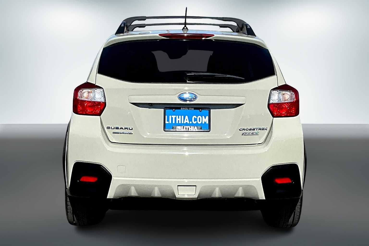 Thumbnail: 2017 Subaru Crosstrek - 5
