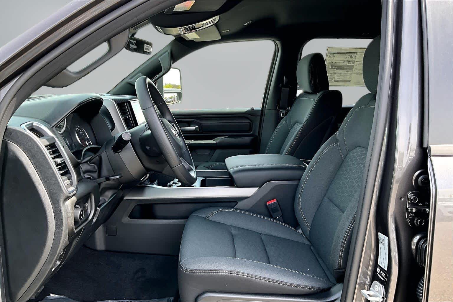 Thumbnail: 2026 RAM 1500 - 10