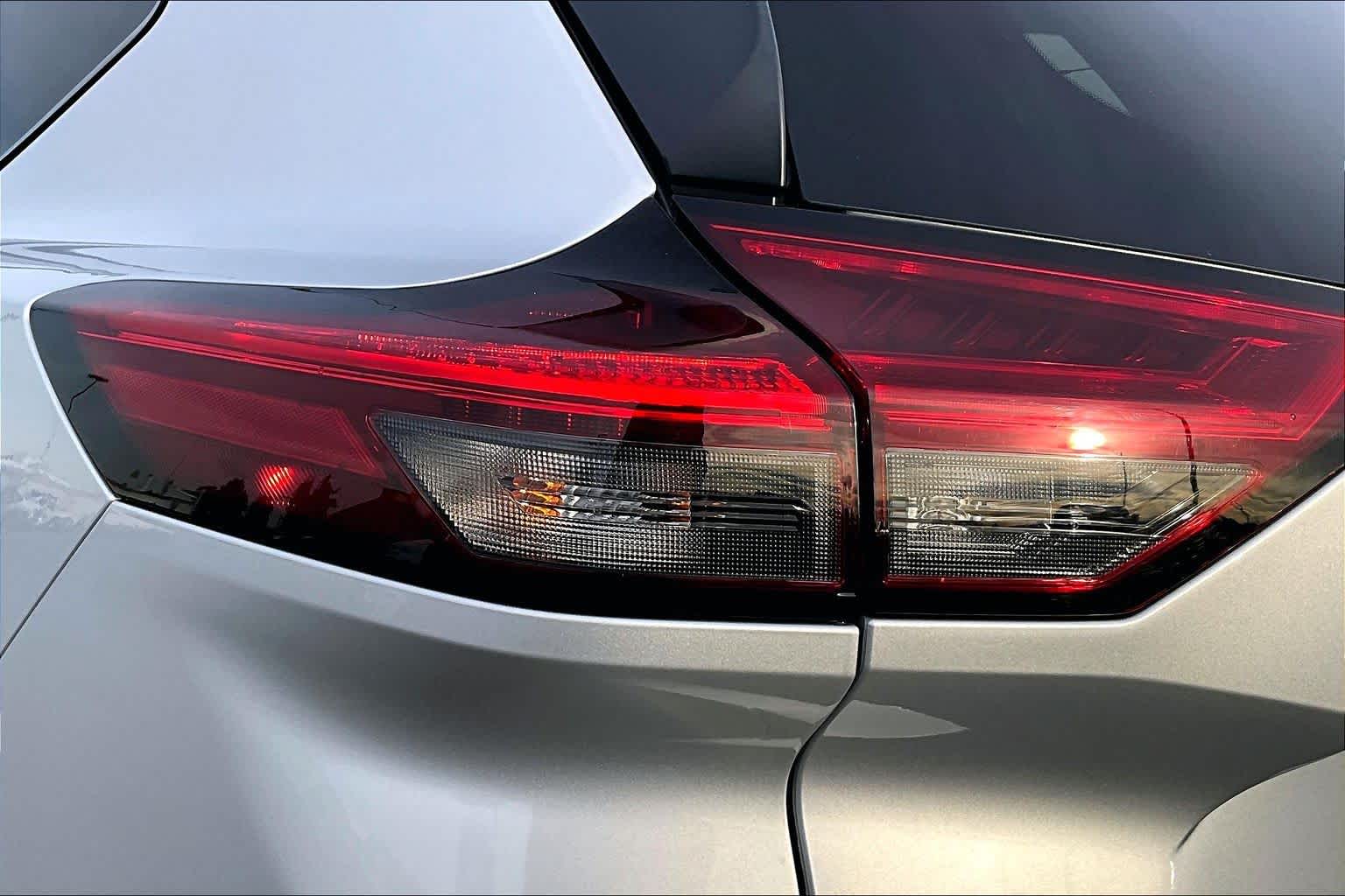 Thumbnail: 2024 Nissan Rogue - 33