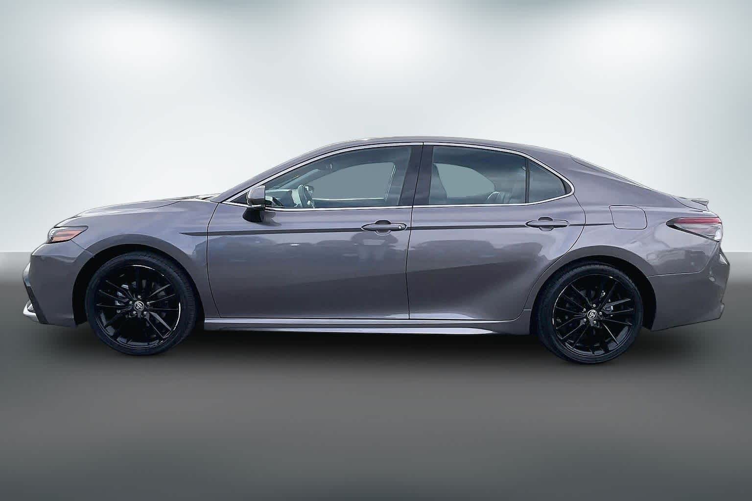 Thumbnail: 2024 Toyota Camry - 3