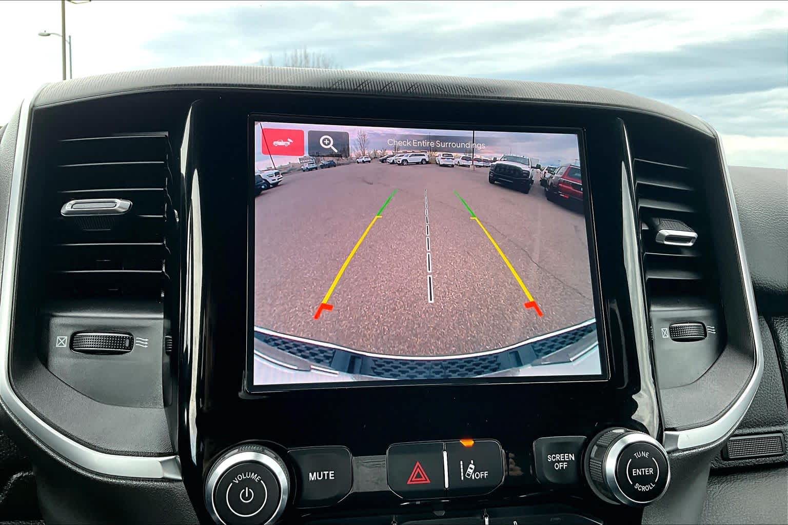 Thumbnail: 2025 RAM 1500 - 26